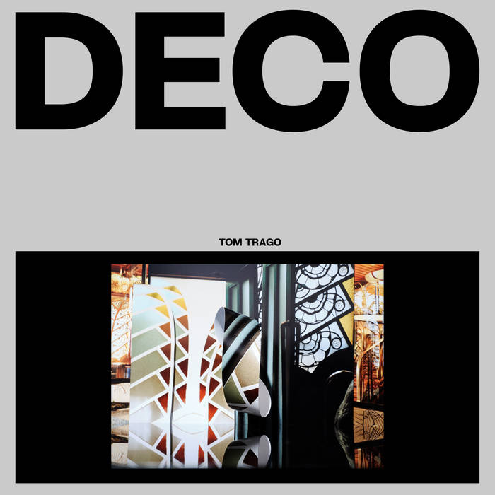 TOM TRAGO - DECO